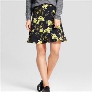Who What Wear Mini Flare Floral Skirt